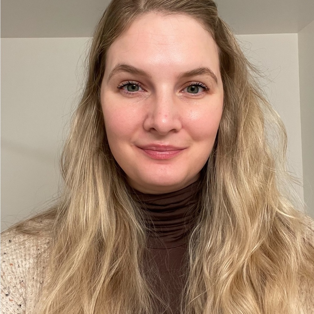 Meet your Posher, Christine